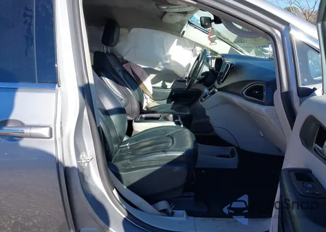 2021 Chrysler Pacifica Touring L from USA, damaged, VIN 2C4RC1BG2MR574660